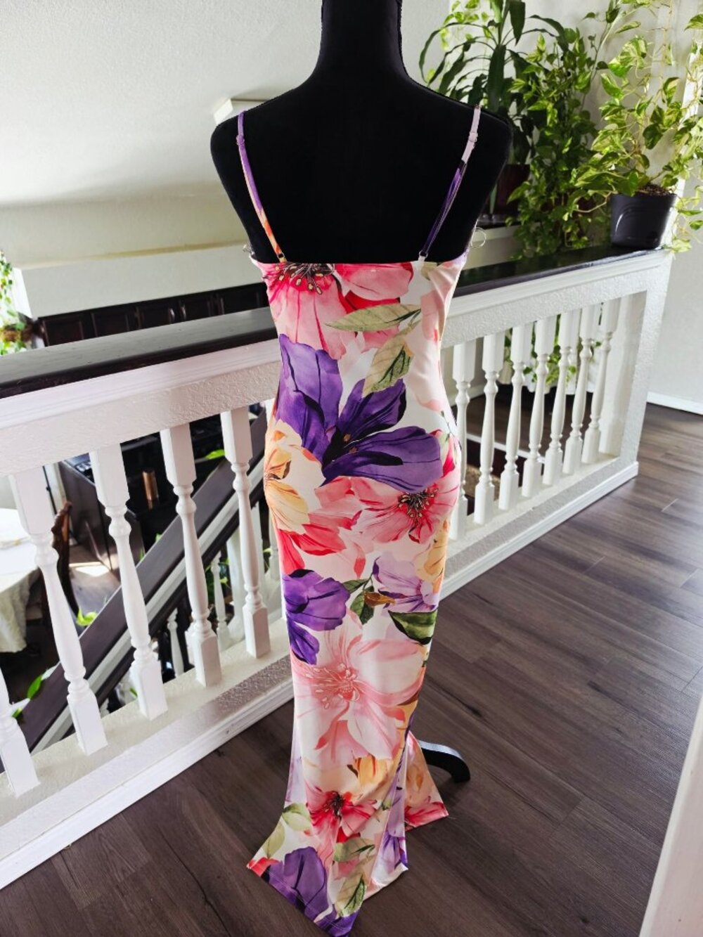 IRIS Maxi Dress With Floral print Size S NWOT - Picture 4 of 7